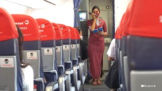 Pramugari Cantik Lion Air Membacakan Announcement dan Peragaan Keselamatan Penerbangan dalam Pesawat [upl. by Akinam]