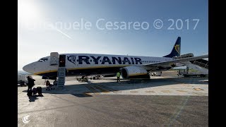 Atterraggio a Lamezia Terme SUF Ryanair B737800 Volo FR5010 [upl. by Elsey538]