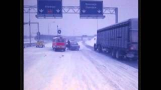 sneeuw overlast jaren 70  1979  op de snelweg [upl. by Imalda]