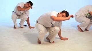 How to Do the Cocorinha  Capoeira [upl. by Ereveneug314]