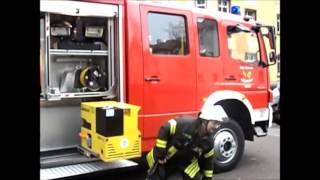 Einsatz für die Feuerwehr Karlsruhe  Durlach [upl. by Yrrehc]