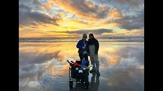 How Easy to Dig Razor Clam at Nighttime [upl. by Geoff]