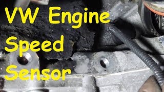 How to VW Caravelle  VW Transporter T5 25 TDI Engine Speed Sensor [upl. by Holton194]