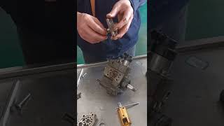 Bosch CP1 fuel pump disassemblyplunger disassembly [upl. by Hakon]