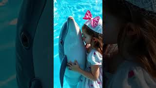 quot🐬👧 Heartwarming Dolphin amp Little Girls Unbelievable Chat 🥰✨quot [upl. by Andrade]