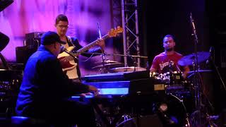 Frank McComb  3 New Morning  Paris  January 20th 2015 [upl. by Griff]