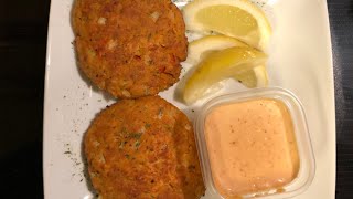 EASY SALMON CROQUETTES RECIPE WITH HOMEMADE REMOULADE SAUCE [upl. by Matless]