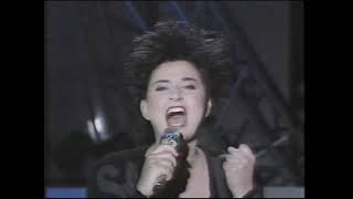 Réjane Perry  Le monde est stone  Luc Plamondon  Michel Berger   Starmania  1989 [upl. by Beatriz]