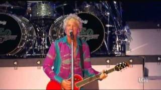 REO Speedwagon  Keep On Loving You Live  2010 [upl. by Cross]