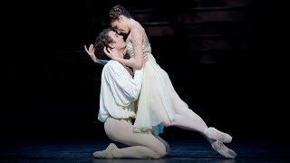 Romeo and Juliet – Balcony Pas de deux The Royal Ballet [upl. by Nahsad281]