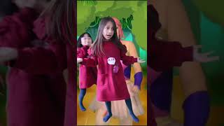 Luli pampin Camino por la Selva lulipampin youtubekids videosparaniños cancionesinfantiles [upl. by Grishilda404]