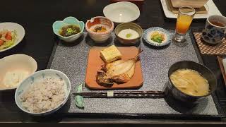 Kurume Fukuoka 福岡県久留米市  Japanese breakfast at Fukahoritei ふかほり邸 ryokan [upl. by Woodford418]