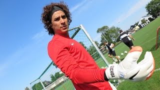 Guillermo Ochoa realizó su primer entrenamiento como malaguista [upl. by Ansley]