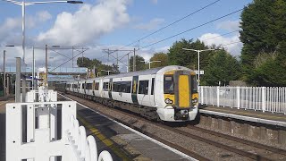 Double Great Northern Class 387 storms through Brookmans Park 101024 [upl. by Jalbert]