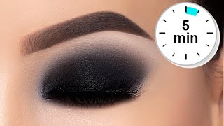 5 MINUTE Classic Black Smokey Eyes Tutorial [upl. by Aicella]