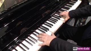 Musikmesse 2014  Yamaha Clavinova CLP585 [upl. by Sigler]