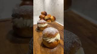 Recipe Swedish semla [upl. by Akemrej]