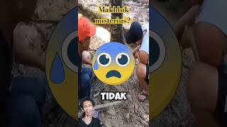 MAKHLUK MISTERIUS apa ⁉️🤔 penasaran ya⁉️shorts funny viral viralvideos [upl. by Krissy]