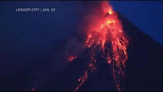 56000 people flee as Philippines volcano spews lava [upl. by Genia]