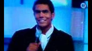 Oswaldo Sanchez canta quotA mi me gusta vivir de nochequot [upl. by Oran905]