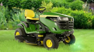 Trattorini Serie X100  flessibili e affidabili  John Deere IT [upl. by Seagrave]