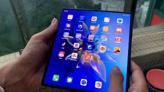 Huawei Mate X2 handson [upl. by Neleb544]