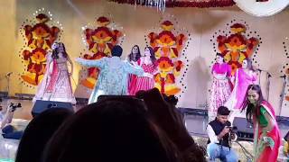 Shloka Mehtas rare dance performance with saas Nita Ambani [upl. by Sirak]