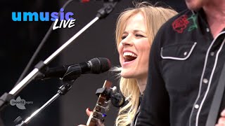 The Common Linnets  In Your Eyes  Live op Pinkpop 2016 [upl. by Ahsirtap79]