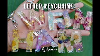 Cara Membuat Gantungan Kunci Resin Bunga Asli  How to make letter keychains with pressed flower [upl. by Annahahs]