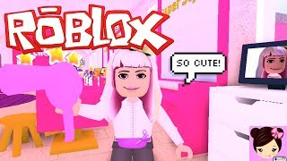 Roblox Stylz Salon Game  Giving Makeovers to Fans  Titi Games [upl. by Sublett]