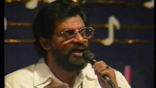 Vizhiye Kathai Ezhuthu  KJ Yesudas Live Performance [upl. by Acim]