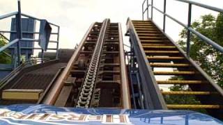 Hersheypark  Ride On SooperDooperLooper front seat ride POV Wow Hershey Park rollercoaster [upl. by Kironde]