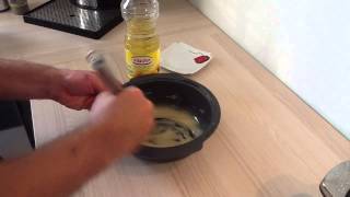 Faire un roux  Recette rapide [upl. by Adelheid]