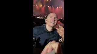 Chester Bennington goes down into the crowd during his last italian concert [upl. by Kaitlynn]