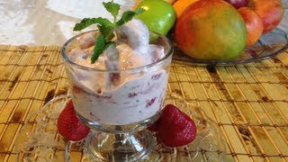 Fresas Con Crema Deliciosa Receta [upl. by Agbogla234]