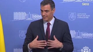 Pedro Sánchez quotA mí donde me pongan un chuletón al punto eso es imbatiblequot [upl. by Trevah692]