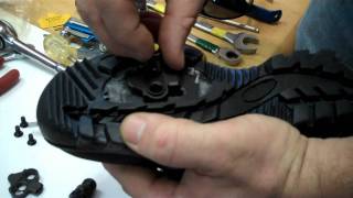 SPD Shimano Clipless Pedals  HowTo Guide  BikemanforU [upl. by Kartis]