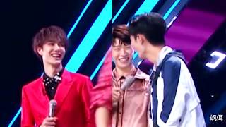 BJYX Xiao Zhan and Wang Yibo smile sweetly at each other  Produce 101 肖战 王一博甜笑对方 创造101 [upl. by Tiana746]