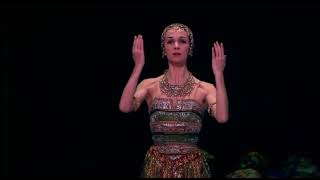 LA BAYADÈRE  Flute Solo Nikiya  Act 1 Isabelle Guérin  Opera de Paris [upl. by Nelrah509]