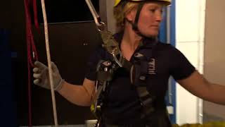 3M DBI SALA Rollgliss Rescue and Descent Equipment Demonstration Video German [upl. by Eissel659]