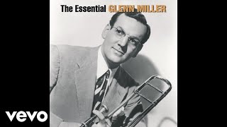 Glenn Miller amp His Orchestra  Moonlight Serenade Audio [upl. by Arlon739]