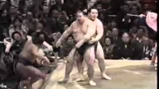 Asashoryu vs Chiyotaikai hatsu 2005 [upl. by Hgielyak]