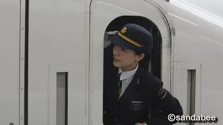 美人車掌の新幹線運行業務。Beautiful woman conductor of the Shinkansen [upl. by Mitchael983]