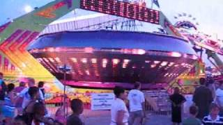 Gravitron ride at the Delaware State Fair [upl. by Andi]