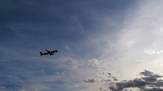 AEROPUERTO de Málaga  Aviones despegando y aterrizando [upl. by Premer]