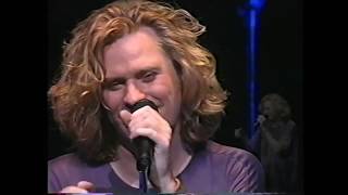 Me and Mrs Jones  Daryl Hall Live in Tokyo 1994  rocknsoul72 [upl. by Bianka331]