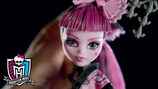 Draculaura amp Lagoona Monster Exchange Dolls  Monster High [upl. by Lovmilla]