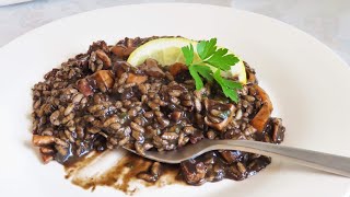 Crni Rižoto od Sipe  Black Cuttlefish Risotto [upl. by Arahahs252]