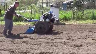 Passage du rotovator de 80 cm avec un Staub Rancher [upl. by Landis]