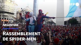 Argentine grand rassemblement de SpiderMen à Buenos Aires AFP [upl. by Ahsets]